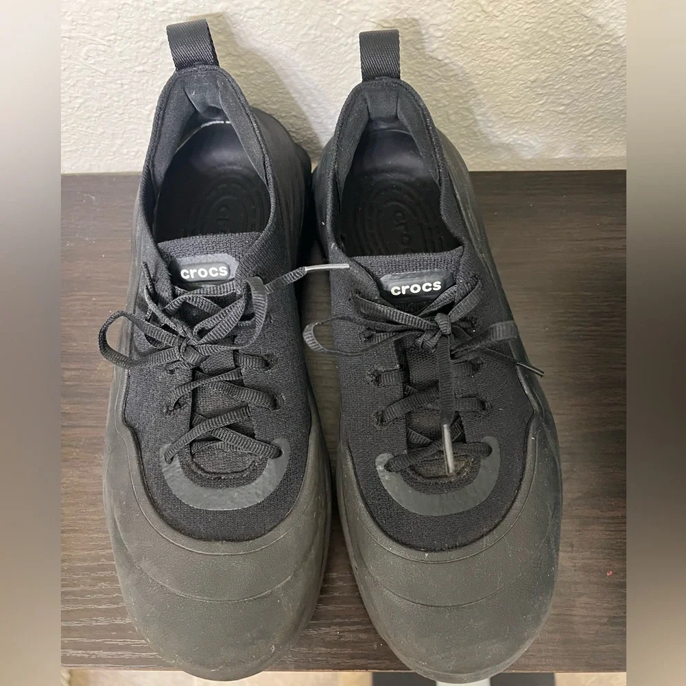 Crocs Echo Surge sneakers Men's 9